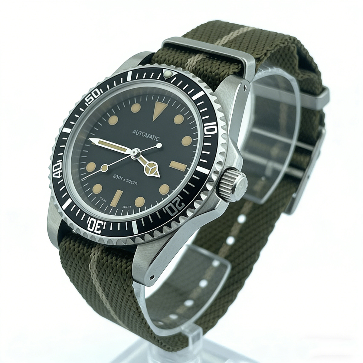 39.5mm Diver Retro Watch Sapph - огляд і ціна Tropic Strap Vintage